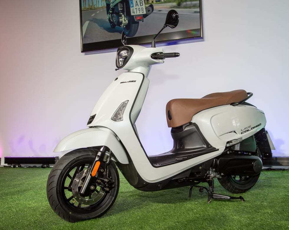 运动复古踏板摩托车,光阳like 125 sport意大利亮相