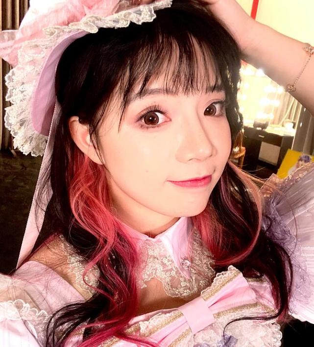 被调侃出肉装后王奕萌终于醒悟了公开承诺要开始减肥了