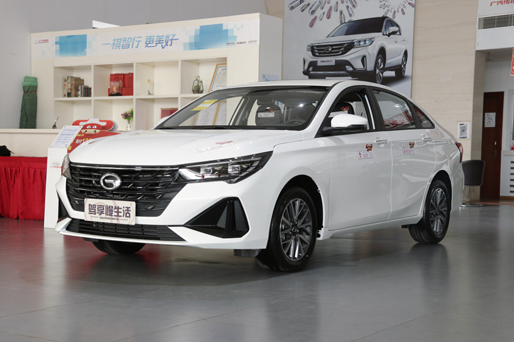 外形更运动,动力更强劲,传祺ga4 plus到店实拍