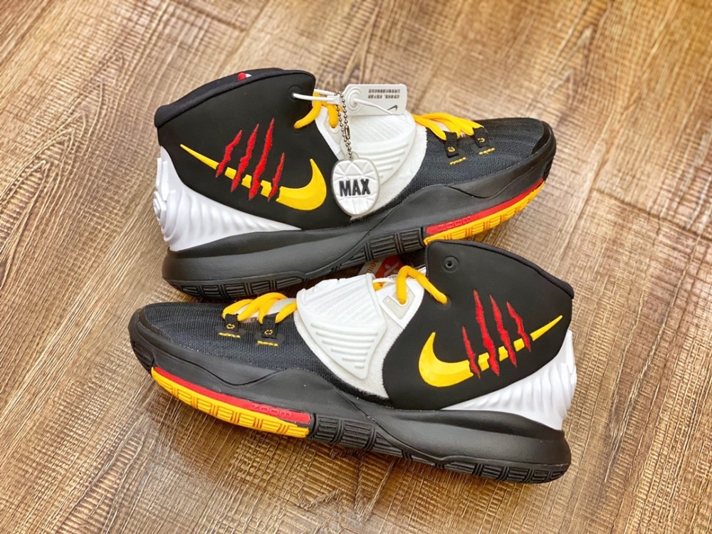 欧文6 最终章 "李小龙"限定-曼巴精神黑白黄篮球鞋_腾讯新闻