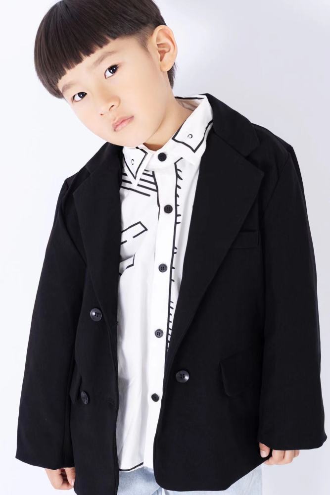 六岁小演员翌宸 定档《东方少年志》剧组_腾讯新闻