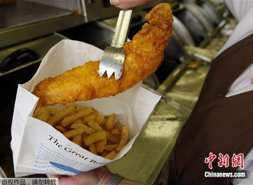 零食|运动不足、爱吃零食……英国人成“西欧第一胖”