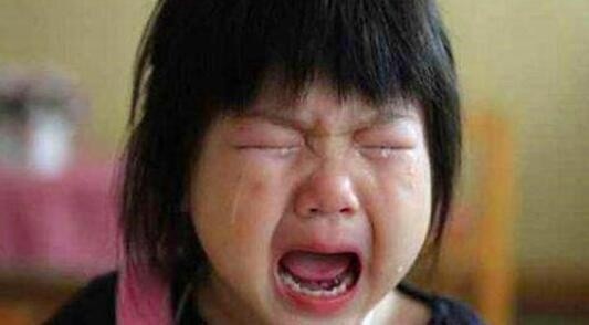 医生|3岁娃一哭脸就“出血”，手指小伤差点丢命……医生：这病不容忽视