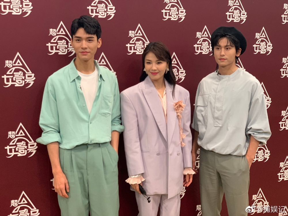 希少 龚俊 张哲瀚 写真集 张哲瀚发手写“休书” 切割“前同事”龚俊- 娱乐- 国外娱乐- 中港台