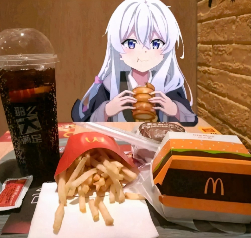 网友分享动漫p图让二次元老婆陪自己吃饭好像混进了奇怪的人