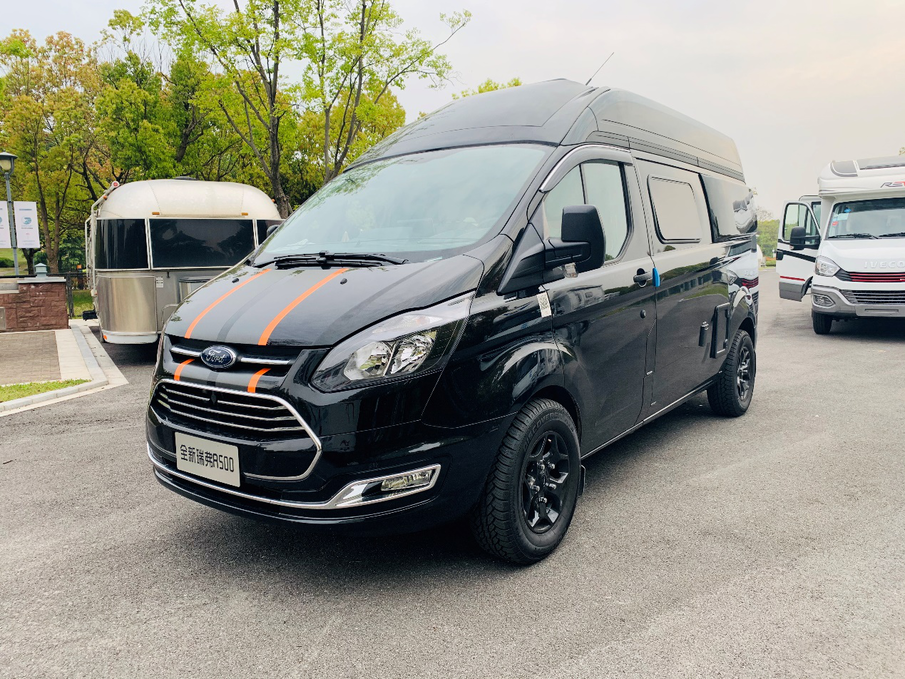 与其说瑞弗启界r500很智能,倒不如说它演绎着高级的智慧