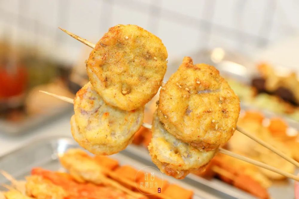 许昌察院西街竟藏着这样一个宝藏"老式炸串"店?一秒找回记忆里的味道!