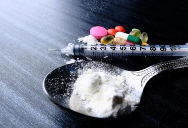 死刑犯执行安乐死,注射后没死如何解决?网友:不如枪决来得痛快