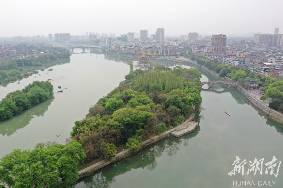 3月16日,潇水河道县县城段,水清岸绿.周凤连 摄