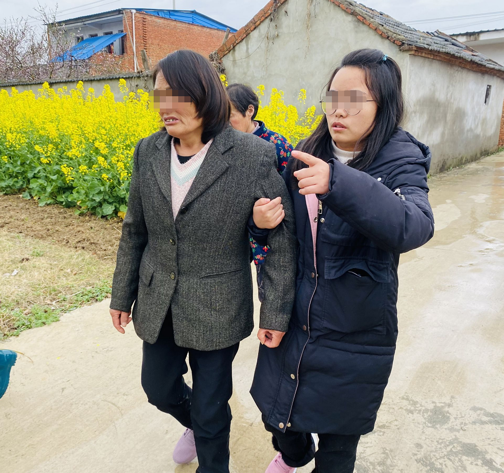 合肥29岁妈妈带儿女跳楼事发前一天对妹妹说不要来找我