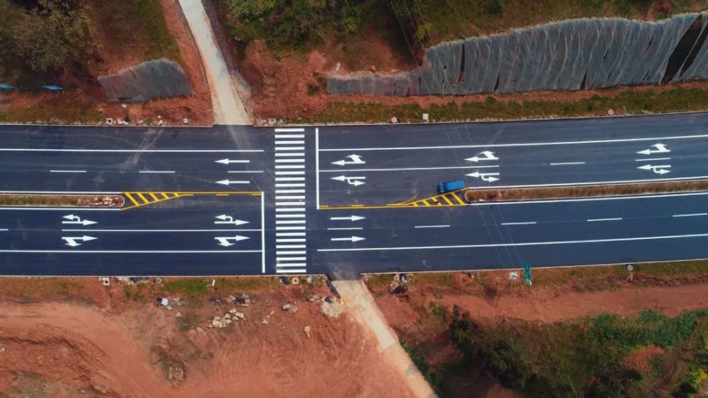 止于在建的田家渡大桥起于遂宁中环线与g246平交口通港大道项目下面一