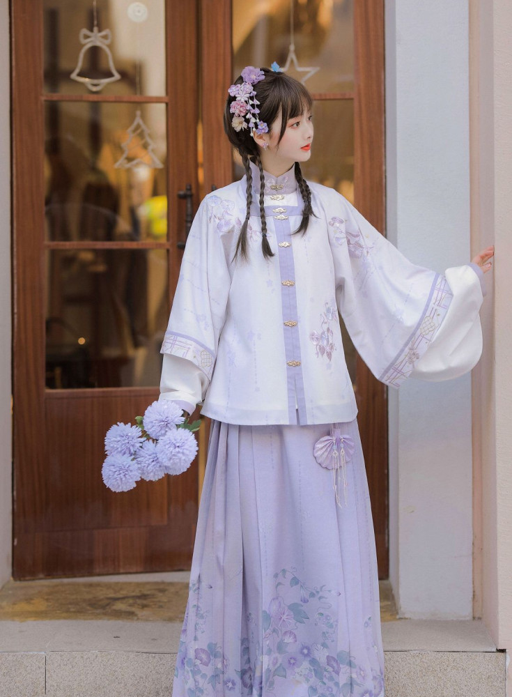 春天的"汉服"穿搭,清新舒爽又休闲,逛街,约会,郊游都能穿_腾讯新闻