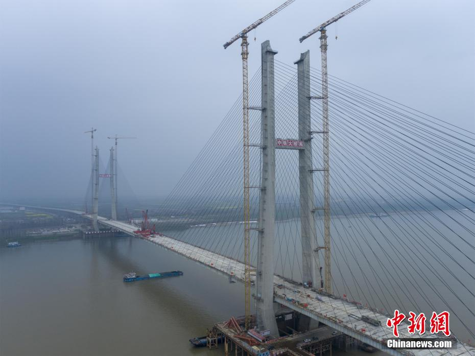 建成后,将成为武汉城市圈环线高速公路及随岳,沪渝,汉洪监,京港澳,杭