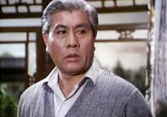 八一厂男星李炎,曾因不好看而自卑,后却成了银幕"高干专业户"_腾讯