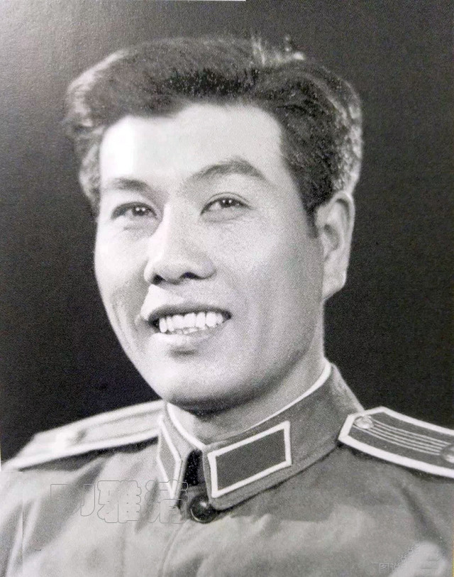 还获得了许多表演奖,但他的名字,当时却并未在进入八一厂演员剧团之
