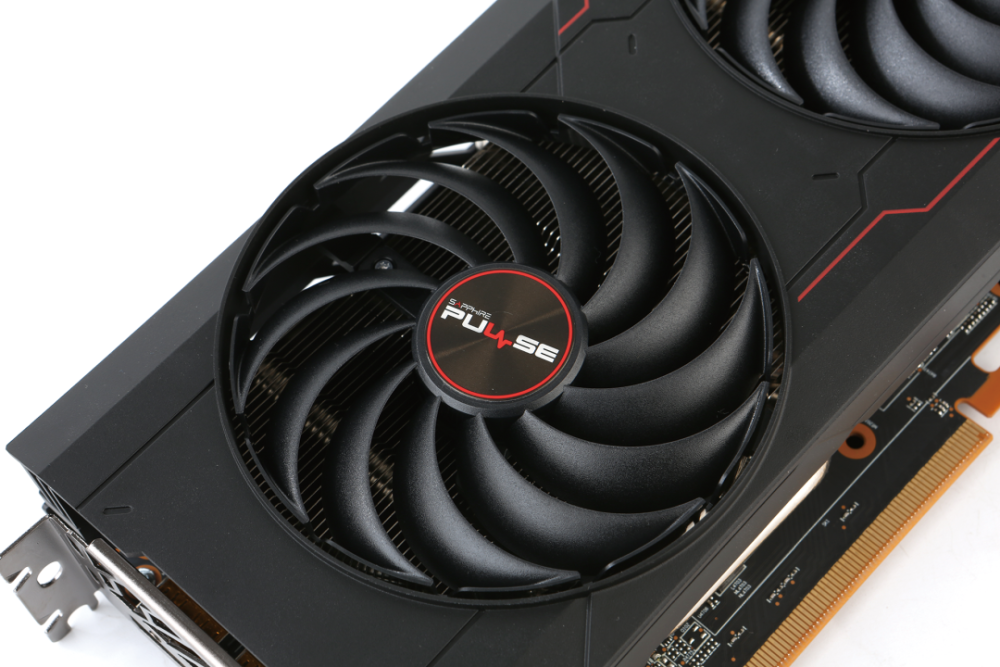 1440p畅玩游戏新选择蓝宝石rx6700xt12gd6白金版显卡