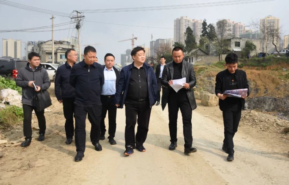 县委副书记,县长游劲松调研棚户区改造项目