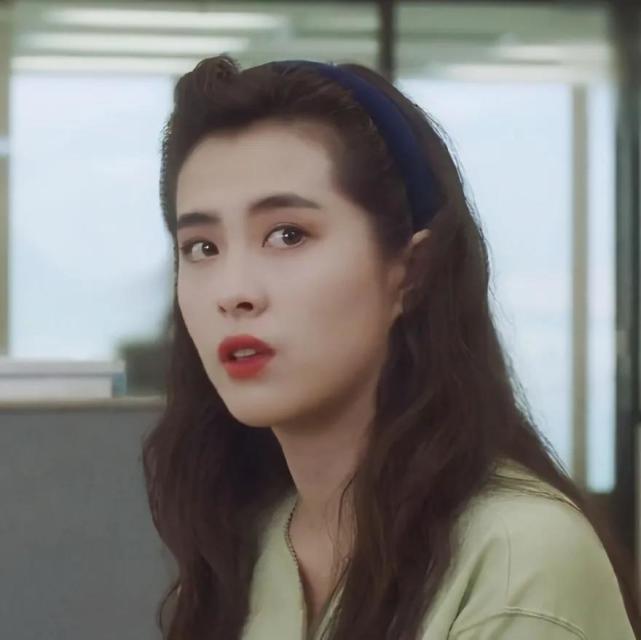 一组港风复古女生头像