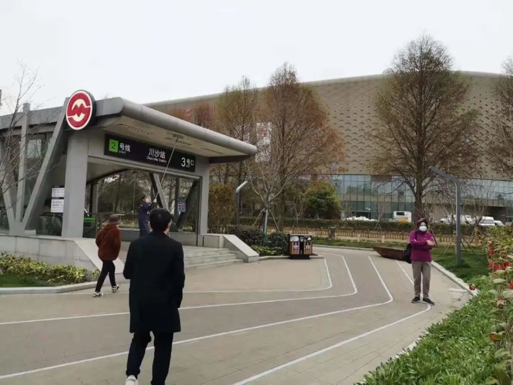 地铁2号线川沙站开放新入口了!进出站更方便_腾讯新闻