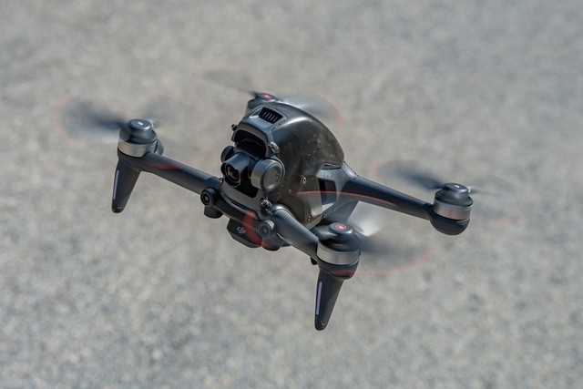 【每日摄影】直降2000元的大疆fpv穿越机值得买吗_腾讯新闻