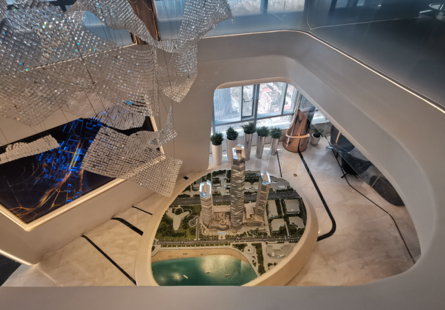 海天公馆顶层复式住宅.