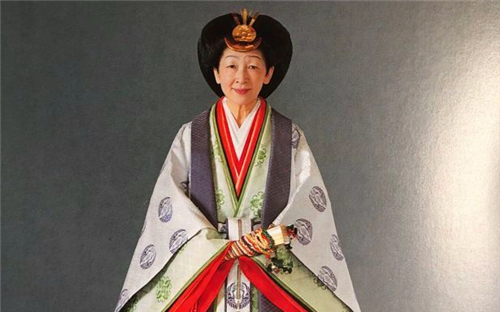 日本天皇选皇后,除了要端庄贤德,还要一硬性条件,让人很难接受
