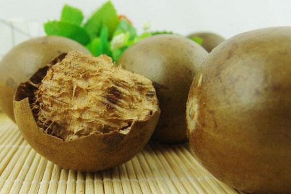 羅漢果又稱為 神仙果 它的神奇之處是什麼 搞清禁忌再去喝 健康加油站