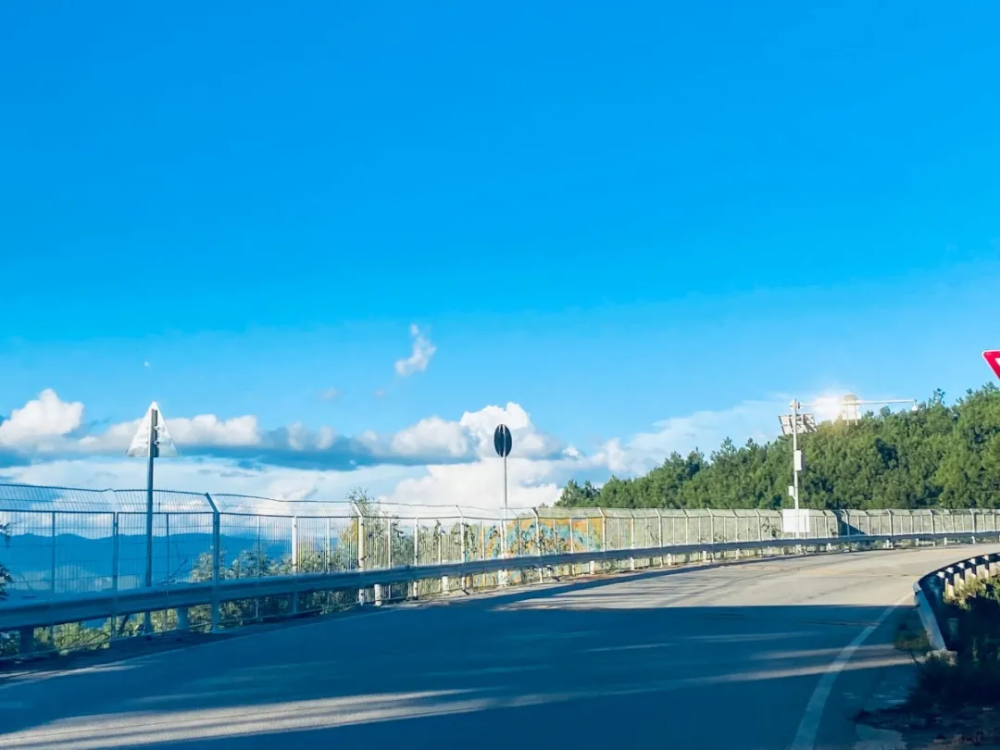 透過車窗看風景 感受撲面而來的風景!