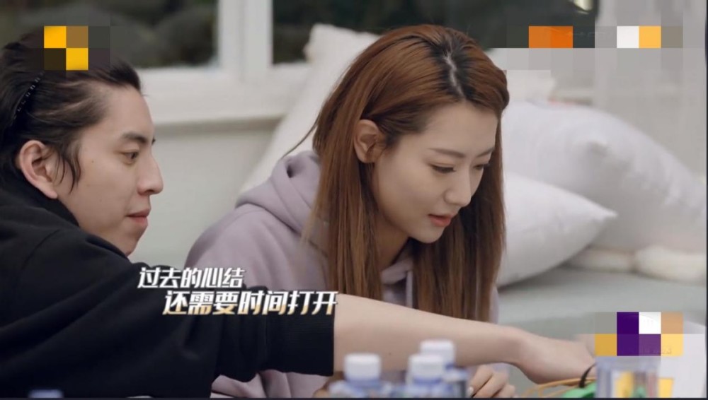王子文约会小3岁对象,自曝未婚生子,这档综艺温情又刺激