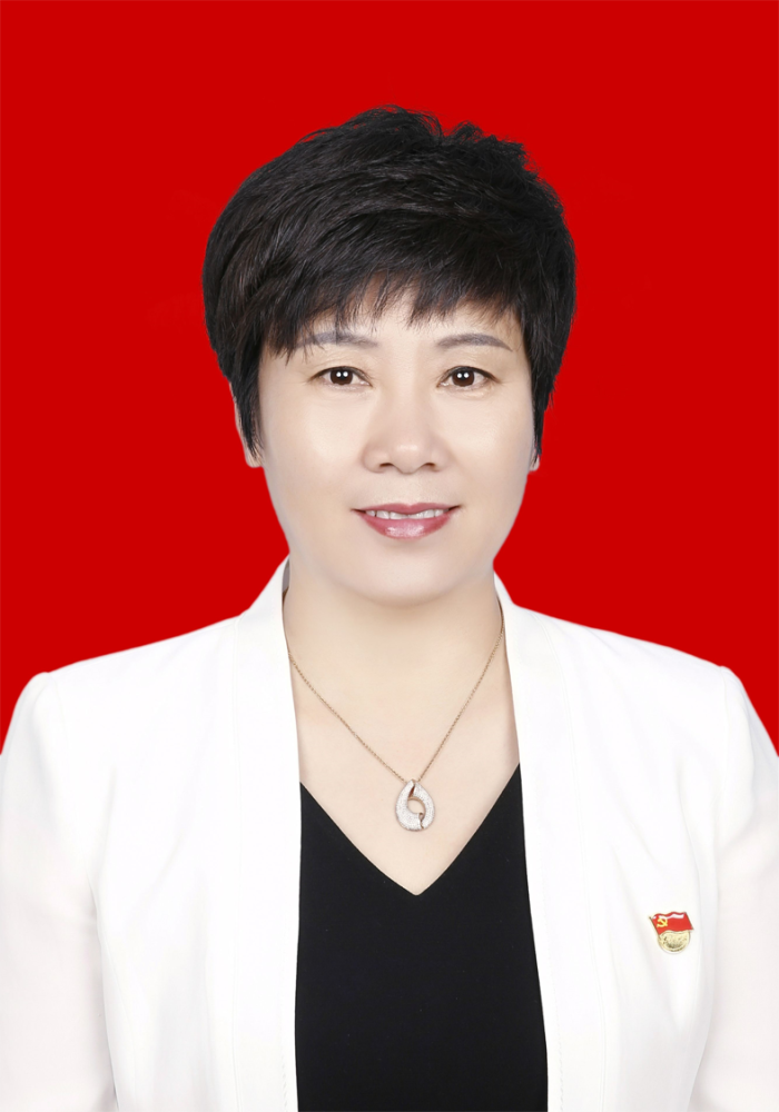 张秀玲当选达拉特旗人民政府旗长