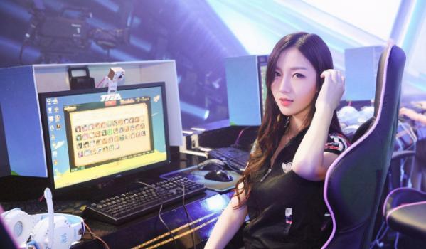 网络游戏陪玩小时收费,表面上是女陪玩,其它服务项并不单纯?