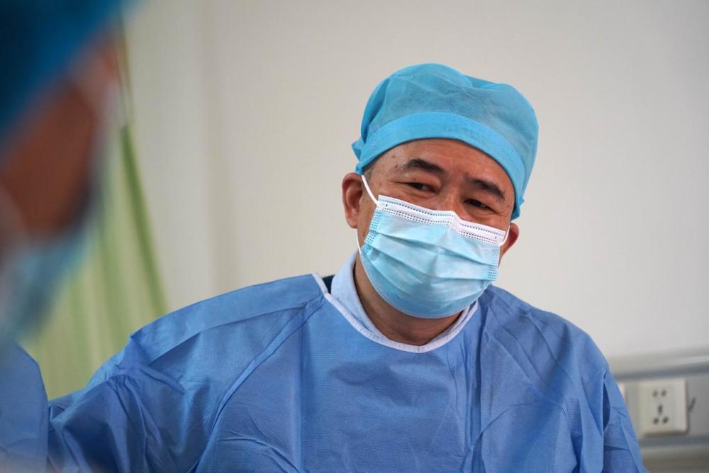 武汉协和医院心脏大血管外科董念国教授.受访者供图