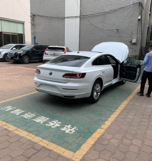 花21万喜提20款大众cc行驶一个月车主忍不住说了实话