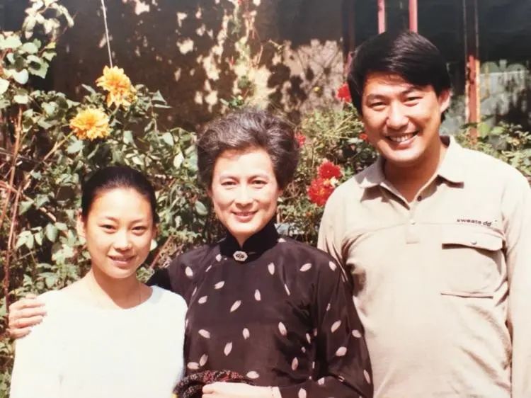 明日天气晚景凄凉子女冷漠知名女演员怒了