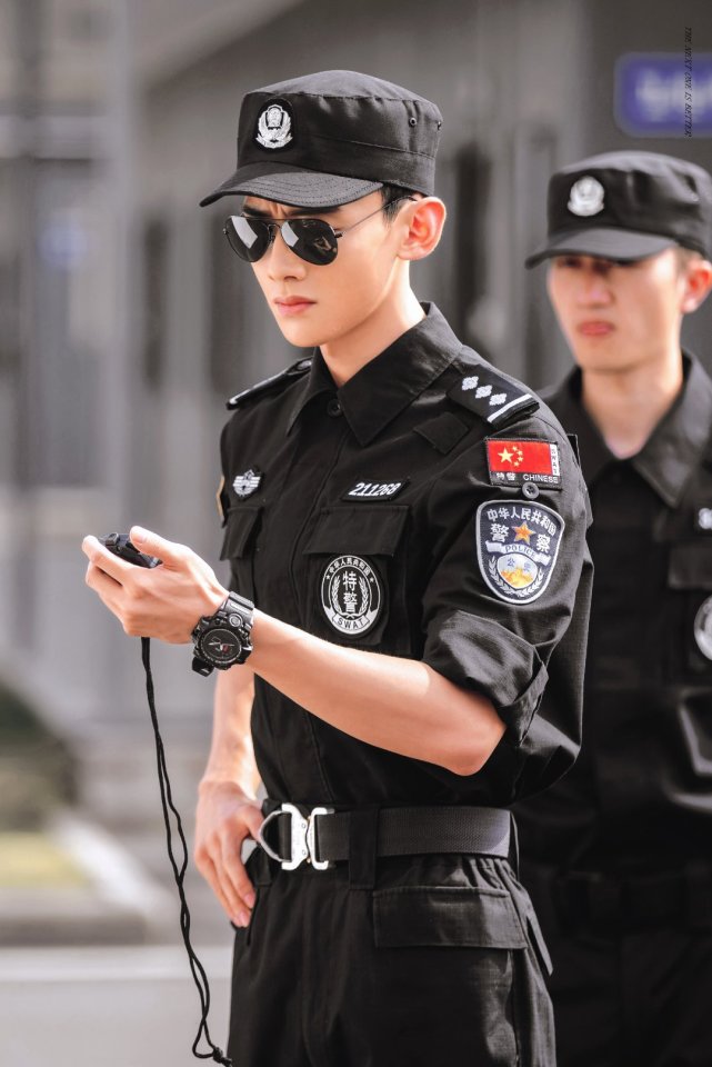 你是我的城池营垒白敬亭制服诱惑太迷人