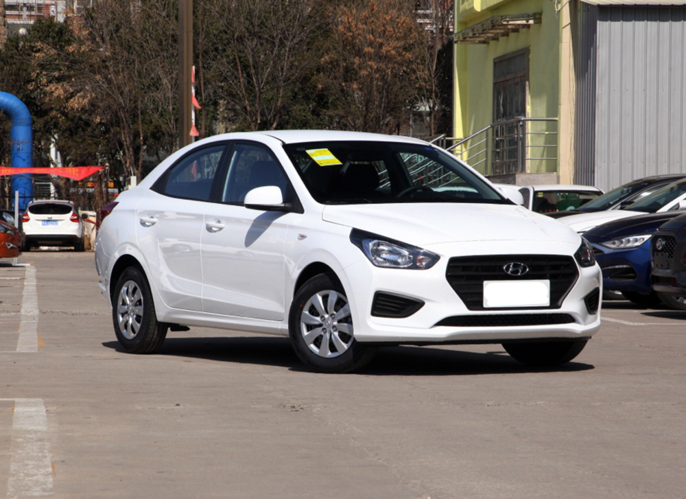 姐夫拿8万想买现代瑞纳我却推荐了这4款省油实用还有面子