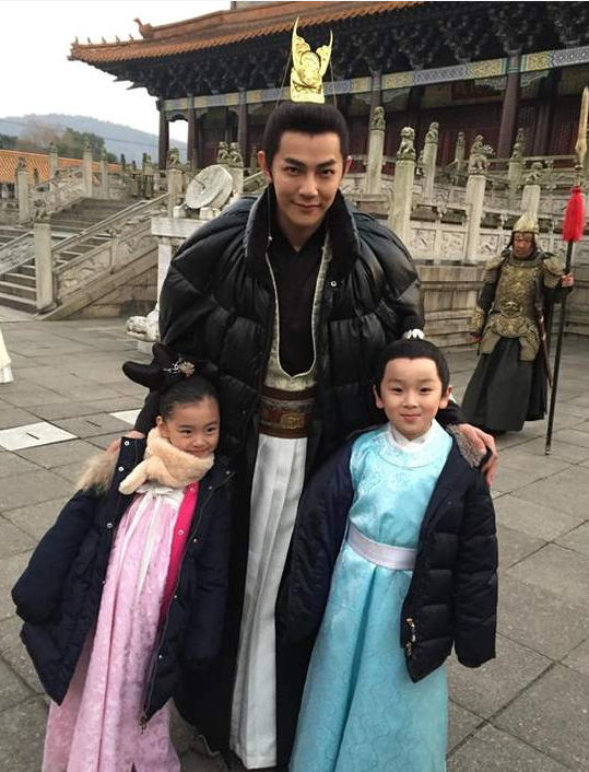 燕云台少年皇帝文殊奴由3个小演员扮演个个来头不简单