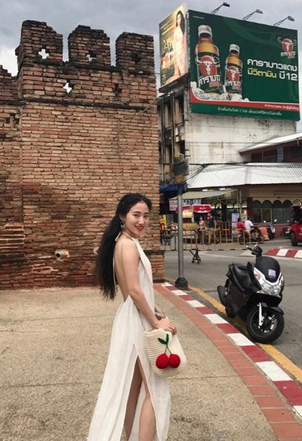 外形秀气清纯的王堉菲与吴曦也是非常般配.