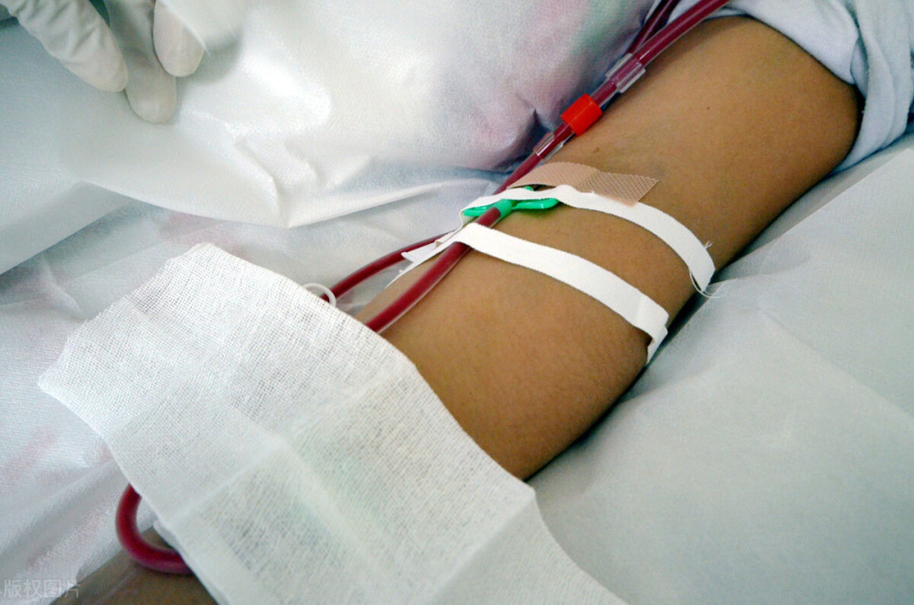 肾脏|身体总是感觉乏力，不一定是因为劳累，也可能是肾脏出了问题