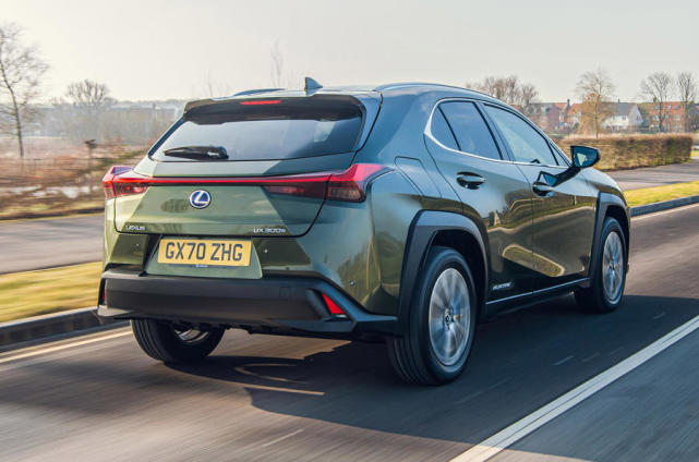 2021款雷克萨斯ux300e纯电动车自信度不足