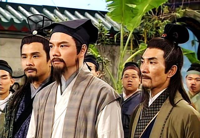 聚贤庄大战这两个神秘人出手的话,他必死无疑_腾讯新闻