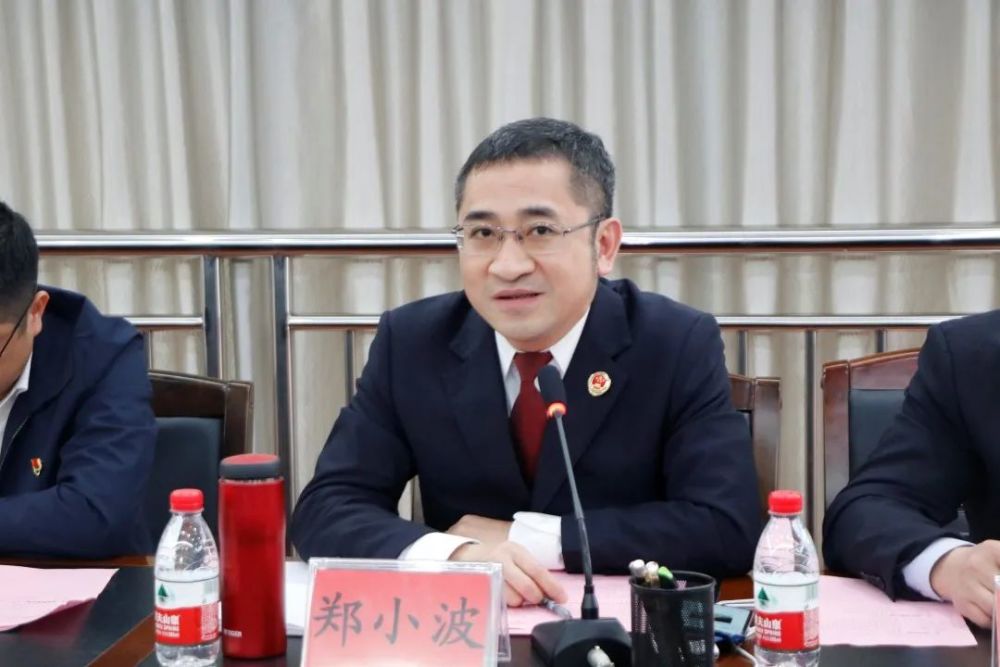 听完企业家们发言后,福清市检察院党组书记,检察长郑小波就今后服务