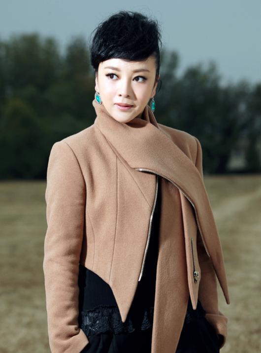 "孙二娘"梁丽演妲己遭停播,莫名卷诈骗案,2次事业巅峰却离婚_腾讯新闻