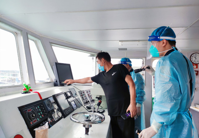 8艘远洋渔船起航非洲湛江海关助力企业拓展一带一路远洋捕捞项目