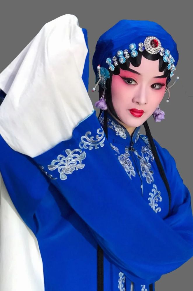 罗 娜生于1989年陕西杨凌人甘肃秦腔艺术剧院优秀青年旦角演员中国