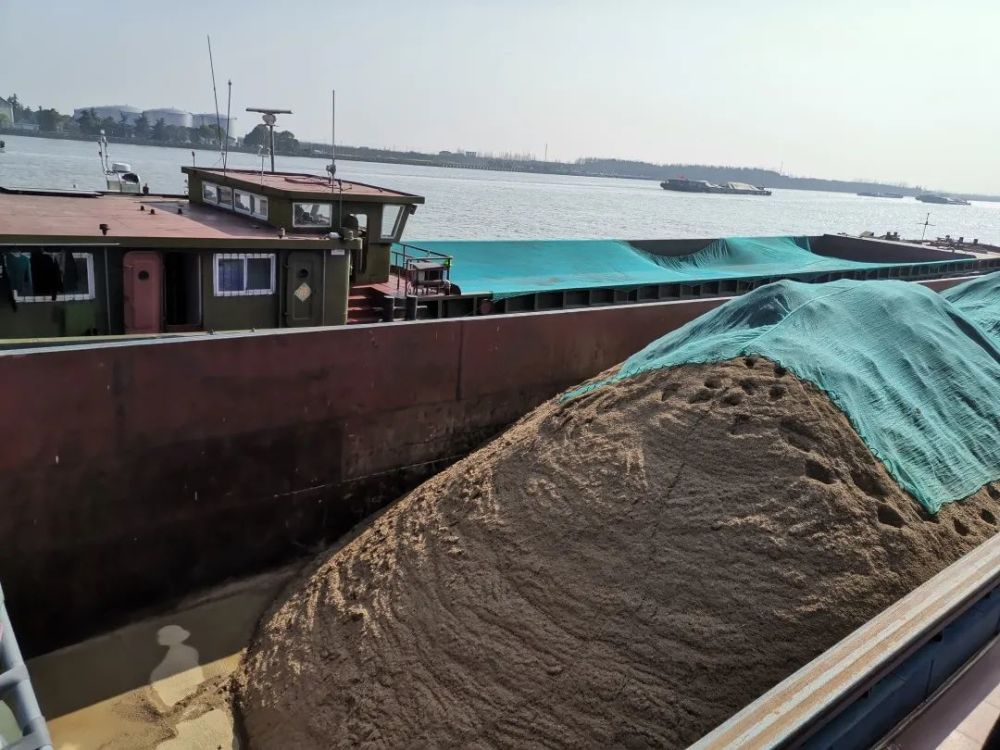 非法采砂严惩不贷!上海警方破获的首起破坏长江环境资源类案件