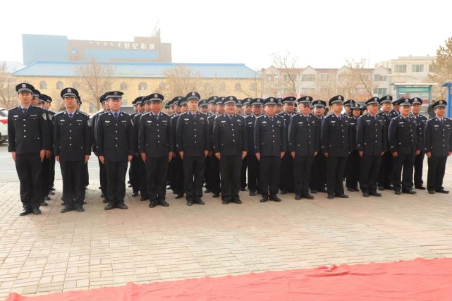 达茂旗公安局吹响两队一室改革冲锋号迈出社区警务新步伐
