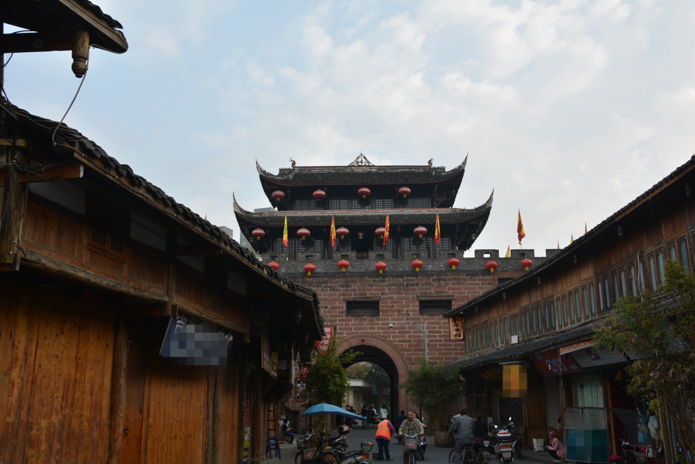 邛崃旅游去哪里巴蜀四大古城之一的临邛古城值得一来