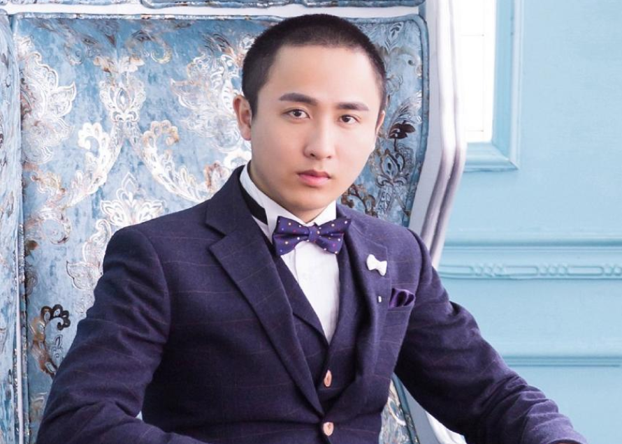 主播爆网红散打哥往事,在葫芦岛被打,"主使者"仍在平台直播_腾讯新闻