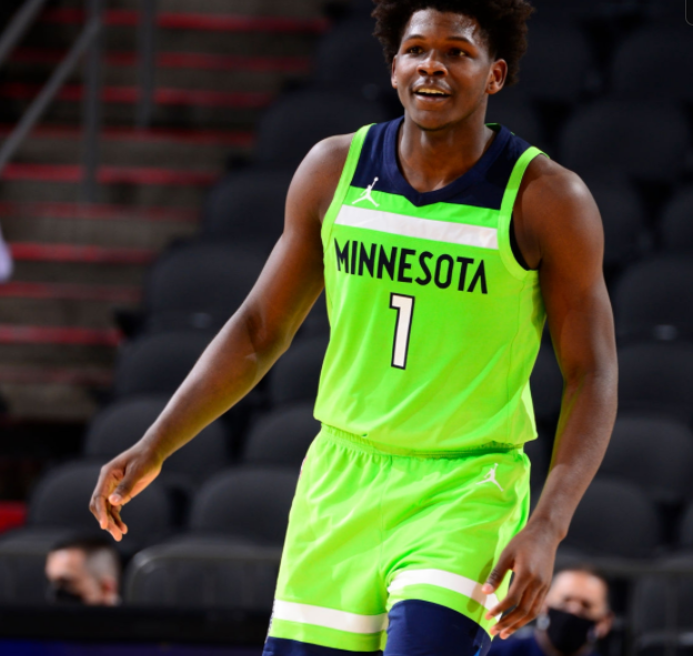 兑现天赋森林狼双状元合砍83分创神迹西部垫底爆冷胜太阳